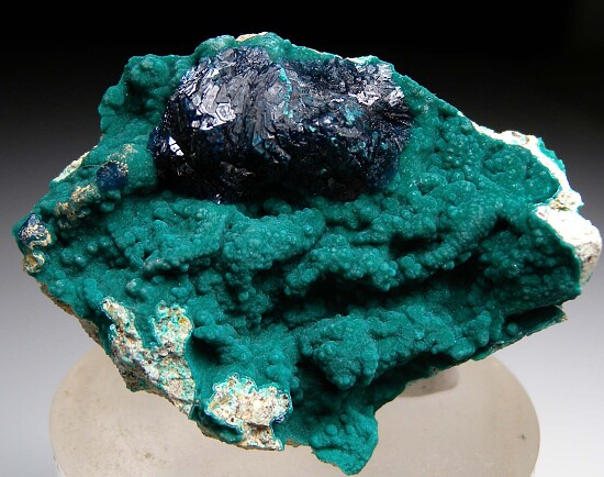 Veszelyite on Zincolibethenite