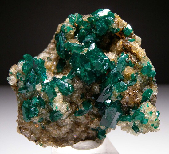 Dioptase on Quartz