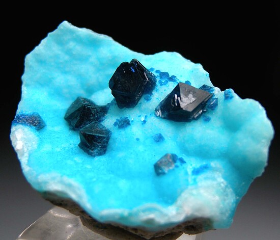 Veszelyite on Hemimorphite