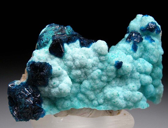 Veszelyite on Hemimorphite