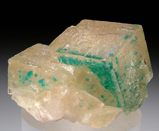Dioptase in Calcite