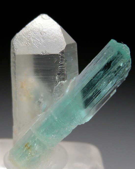 Emerald on Quartz