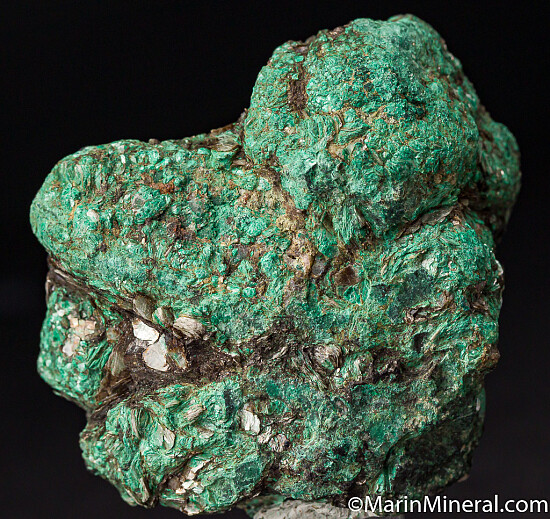 Bismuthinite with Malachite and Mica