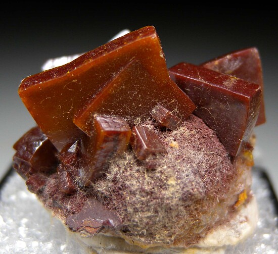 Wulfenite