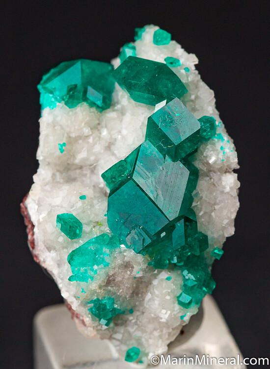 Dioptase on Calcite