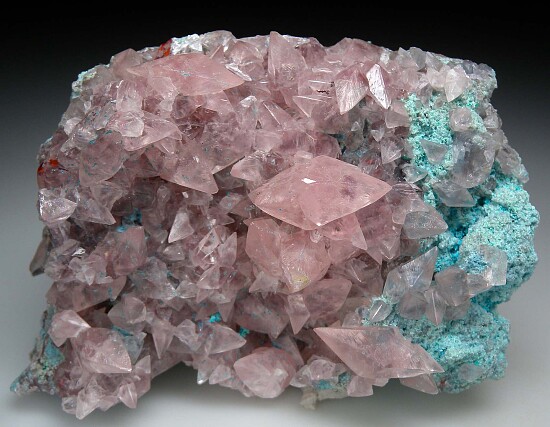 Cobaltian Calcite on Plancheite