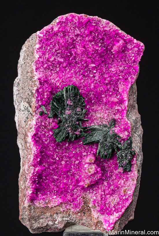 Malachite on Cobaltian Calcite