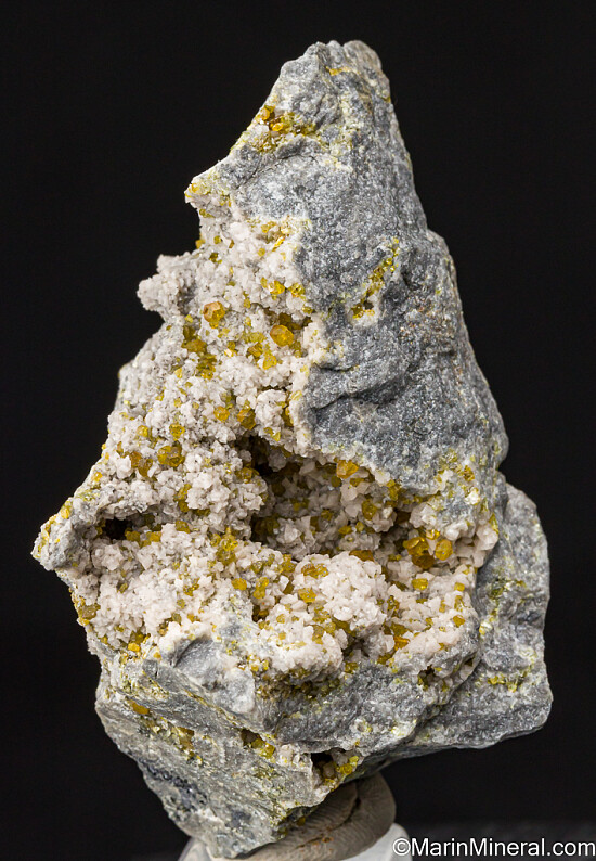 Sphalerite on Dolomite