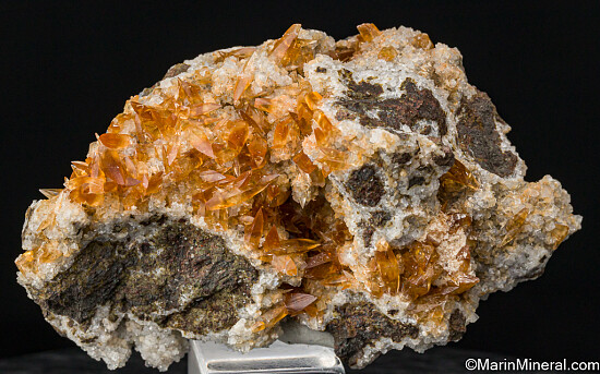 Calcite on Chabazite