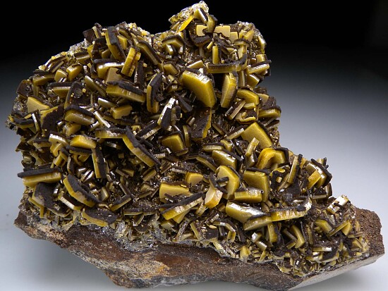 Wulfenite