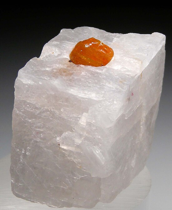 Norbergite in Calcite