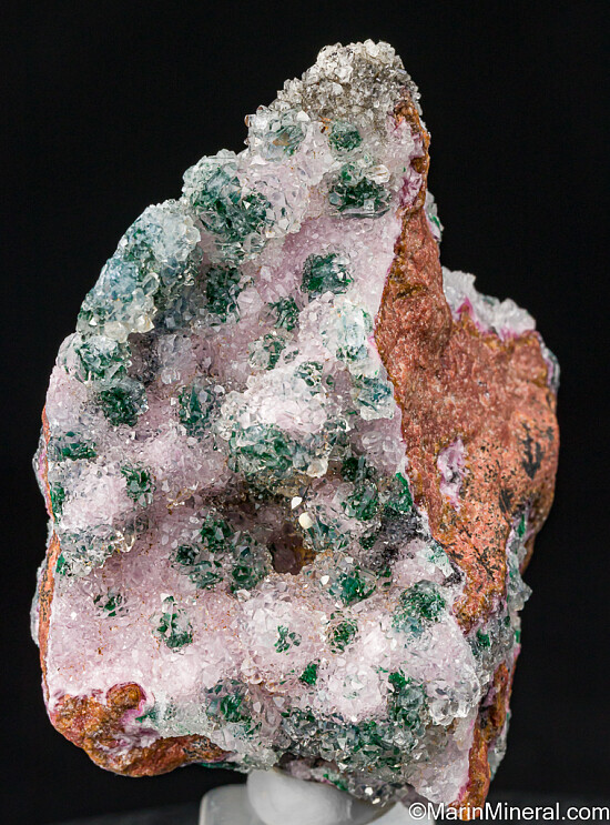 Quartz over Cobaltian Calcite, Malachite