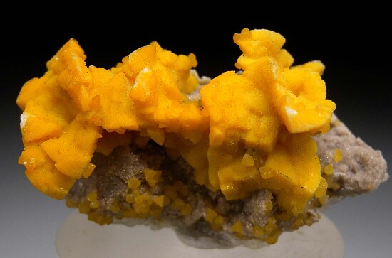 Smithsonite psuedo. Dolomite