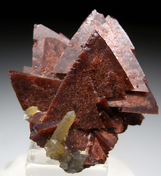 Genthelvite