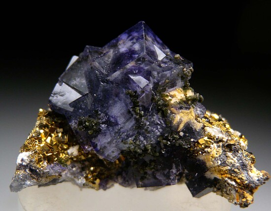 Fluorite with Chalcopyrite