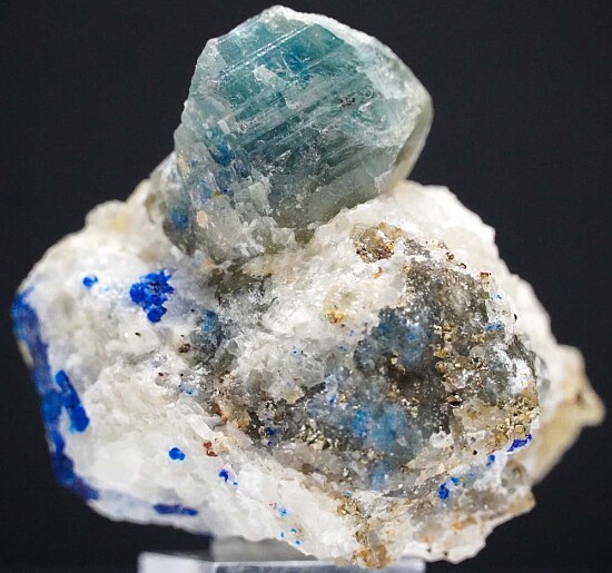 Hackmanite, Lazurite