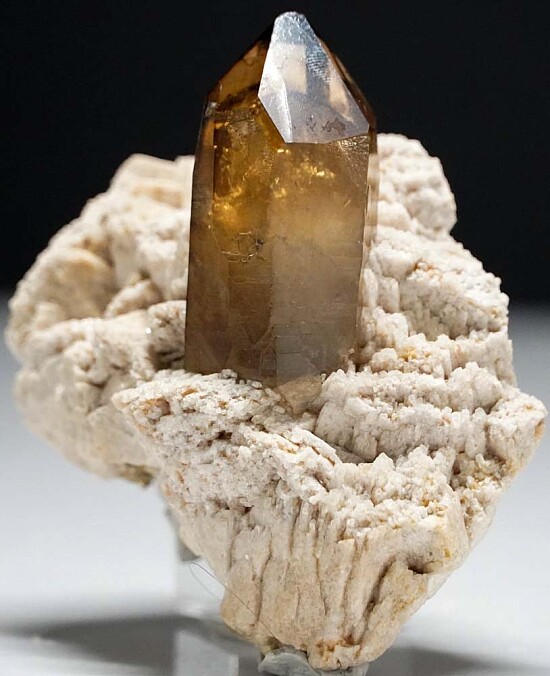 Quartz on Albite