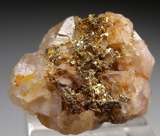 Gold on Quartz crystals