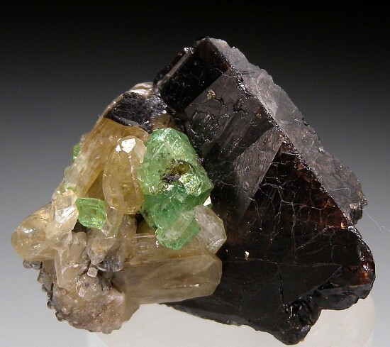 Tsavorite, Diopside on Titanite