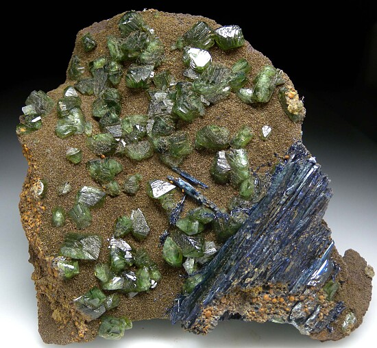 Ludlamite with Vivianite