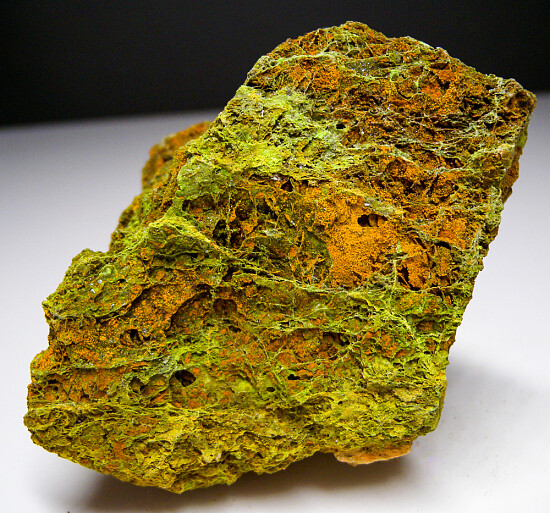 Chenevixite