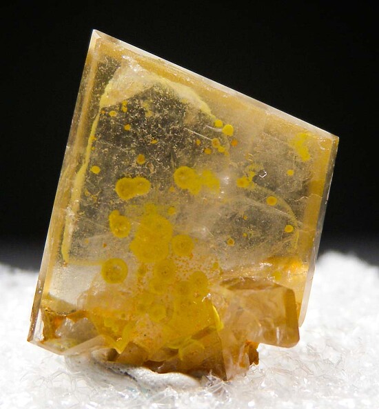 Barite with Orpiment inclusions