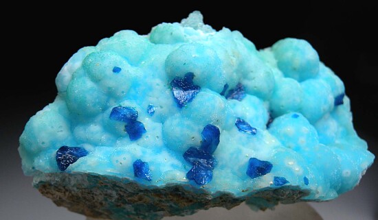 Veszelyite on Hemimorphite