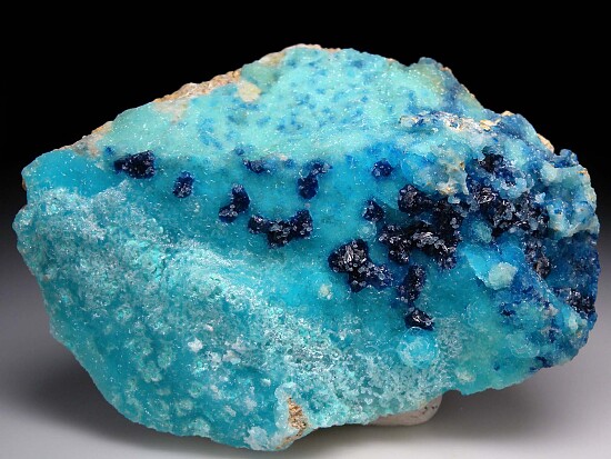 Veszelyite on Hemimorphite