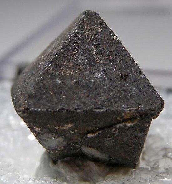 Hauerite