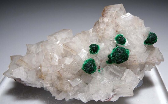 Malachite on Calcite