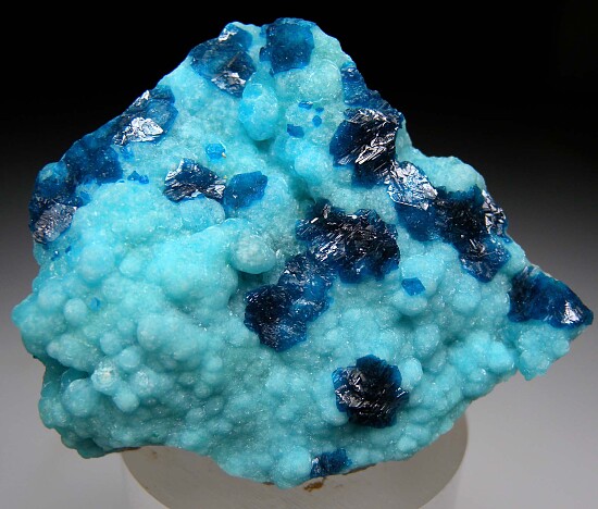 Veszelyite on Hemimorphite