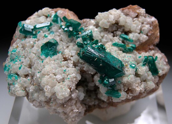 Willemite and Dioptase
