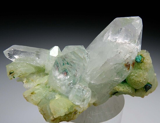Quartz, Prehnite, Chrysocolla, Copper(?)