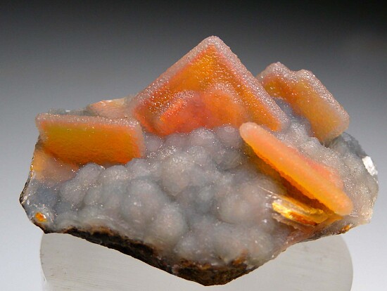 Hemimorphite over Wulfenite