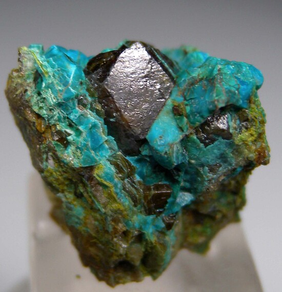 Grossular on Chrysocolla