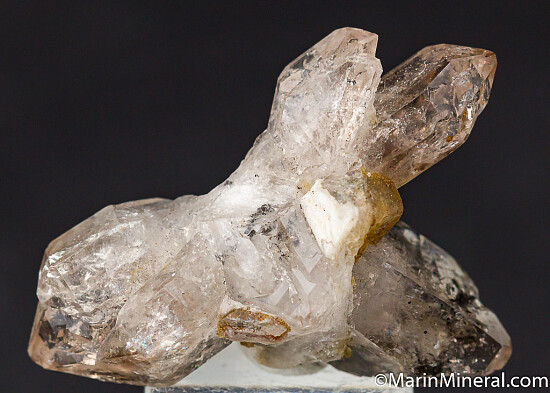 Quartz with Chabazite, Graphite