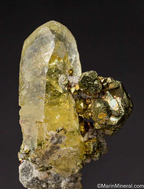 Calcite iwth Chalcopyrite