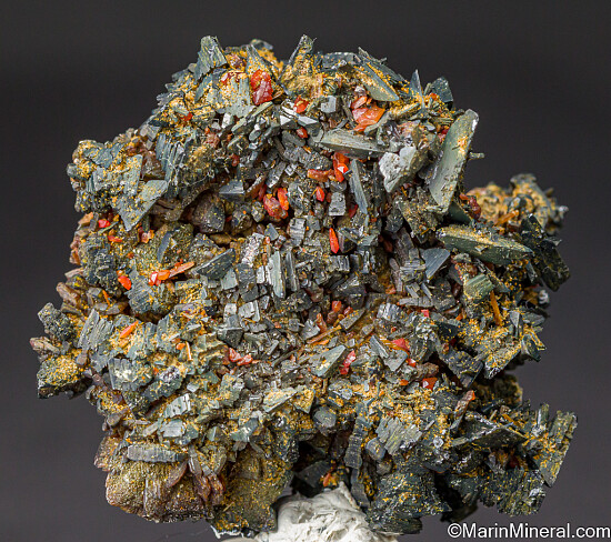 Descloizite with (?)