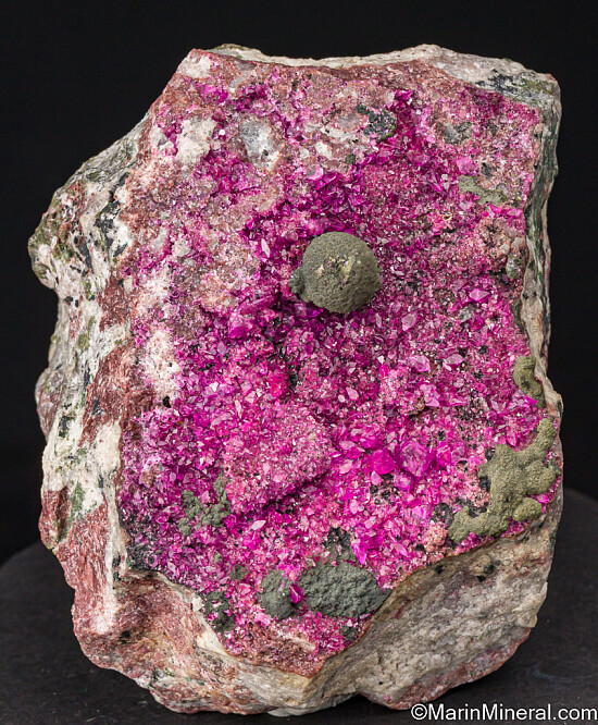 Kolwezite on Cobaltian Calcite