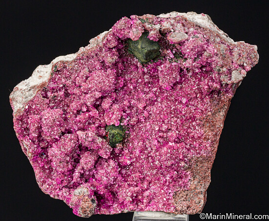 Kolwezite after Cuprite on Cobaltian Calcite