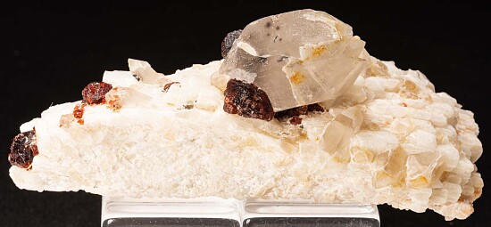 Spessartine with Quartz