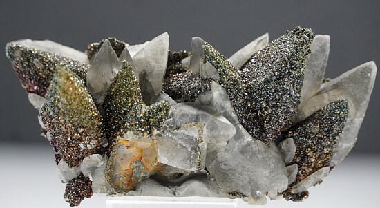 Chalcopyrite on Calcite