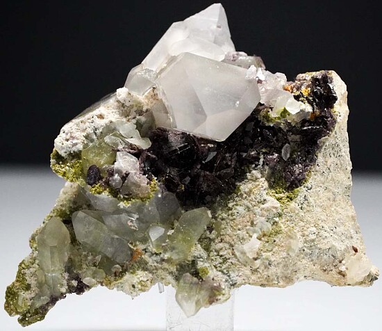 Axinite, Quartz
