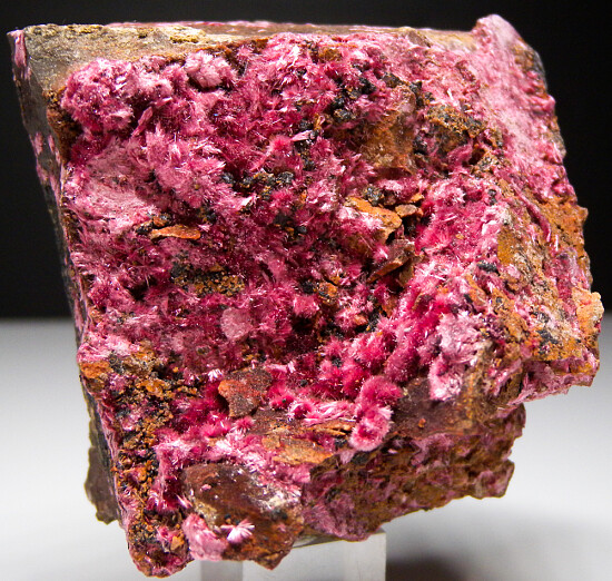 Erythrite