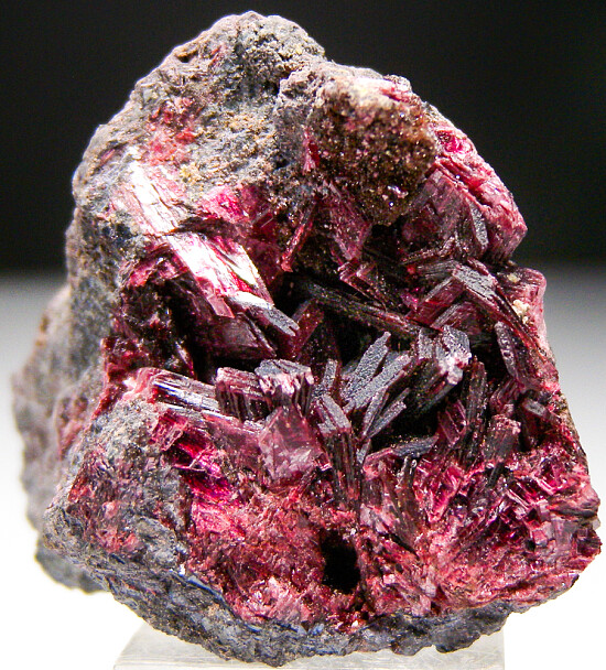 Erythrite