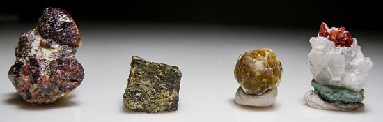 Garnets (4 specimens!)
