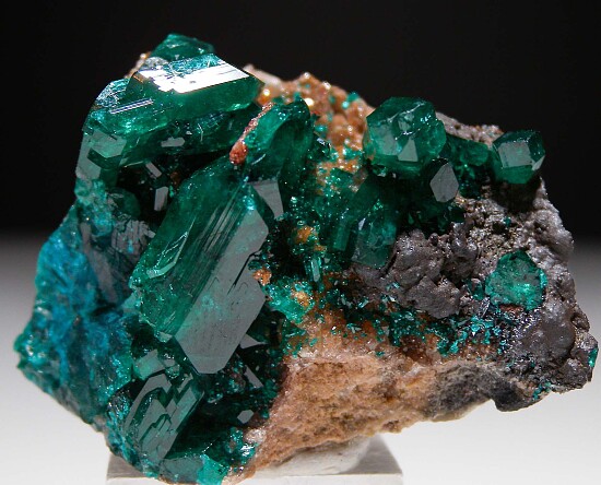 Dioptase on Quartz