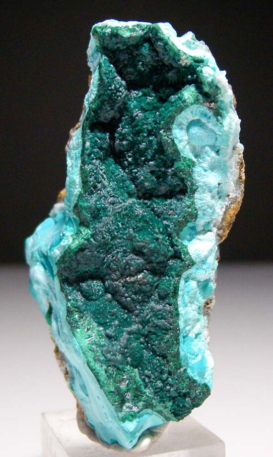 Rosasite over Aurichalcite
