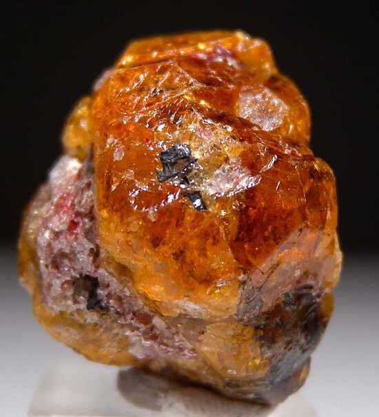 Spessartine with red Mica