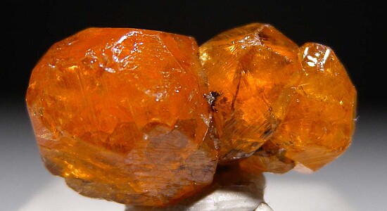Spessartine on Kyanite
